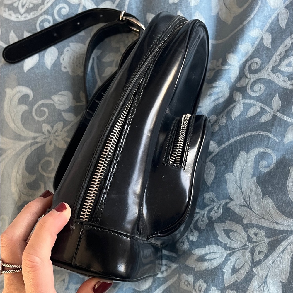 Gucci Shiny Black Backpack can be reversed the straps coin purse bambo zipper - Picture 9 of 11